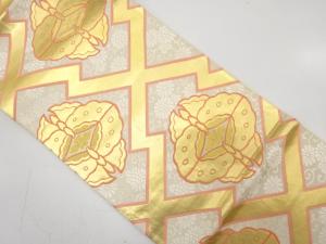 アンティーク　松皮菱に向かい蝶模様織り出し袋帯（材料）